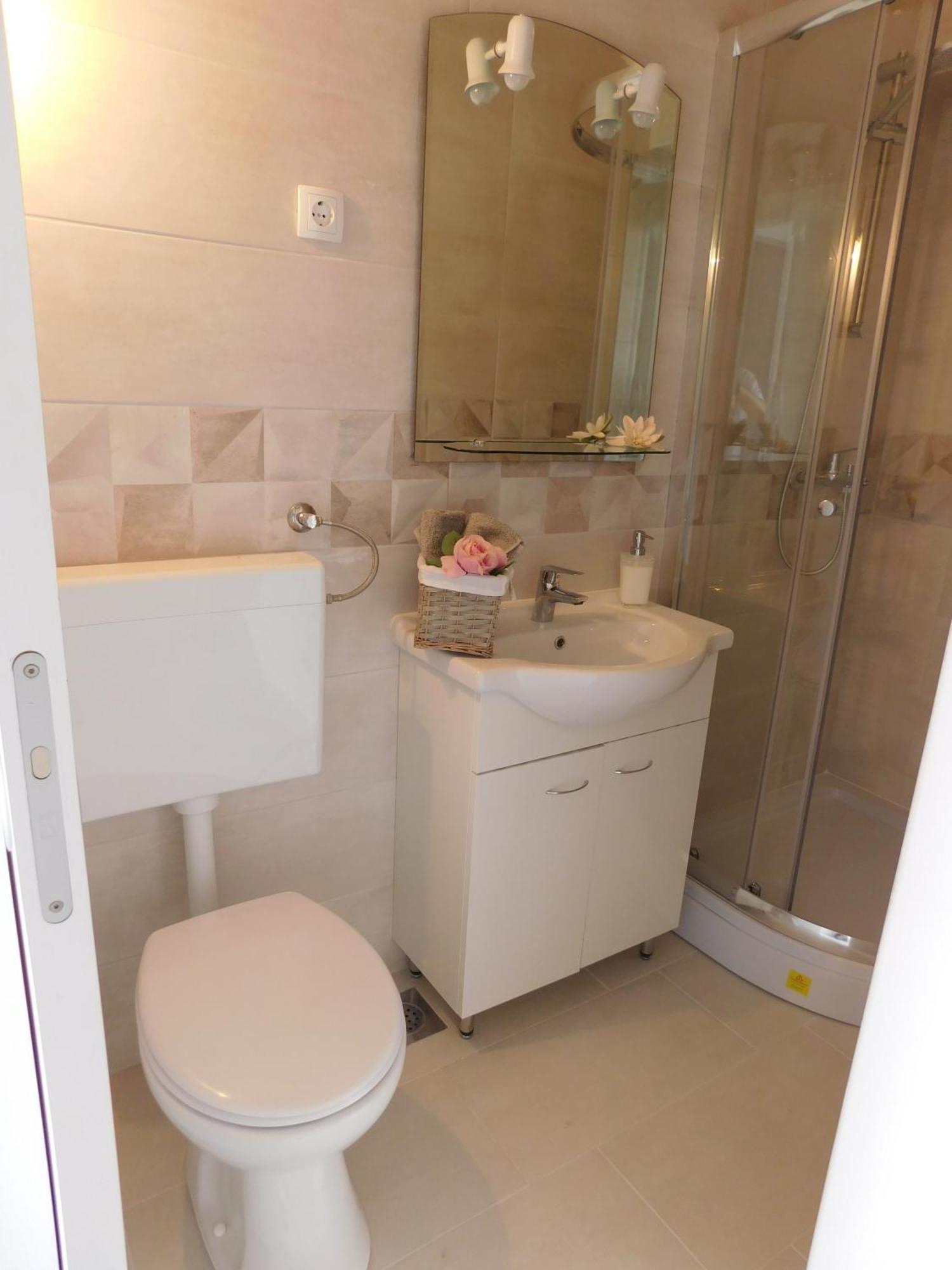 Framar Apartments Vodice Eksteriør billede